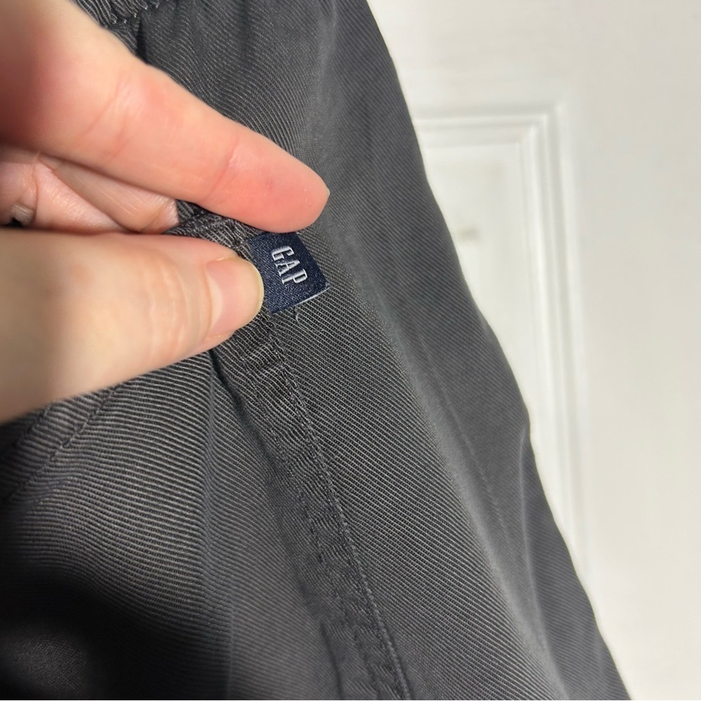 GAP Pull-On Tencel Shorts, Dark Gray, Women’s Size Small, NWT - Picture 6 of 13